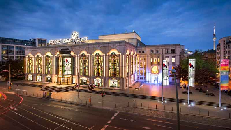 Berlin med Julmarknad och Show